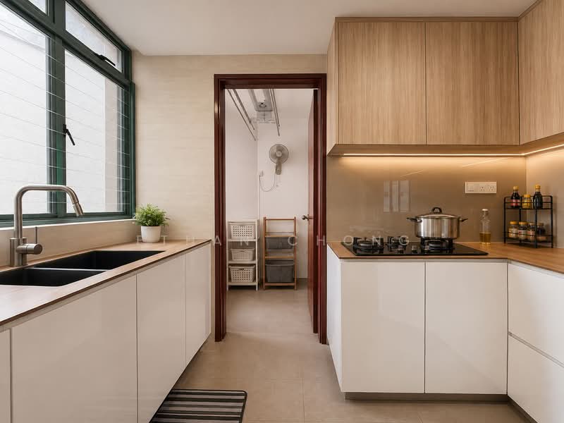 Summerdale, 2 Boon Lay Drive, 3 Bedrooms, 1,216 sqft, Condominium For Sale, by Ethan Chong, 500224953 - Kitchen - PropertyGuru.com.sg