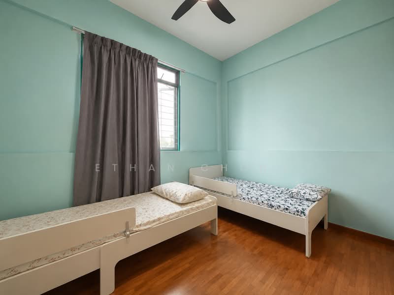 Summerdale, 2 Boon Lay Drive, 3 Bedrooms, 1,216 sqft, Condominium For Sale, by Ethan Chong, 500224953 - Bedroom - PropertyGuru.com.sg