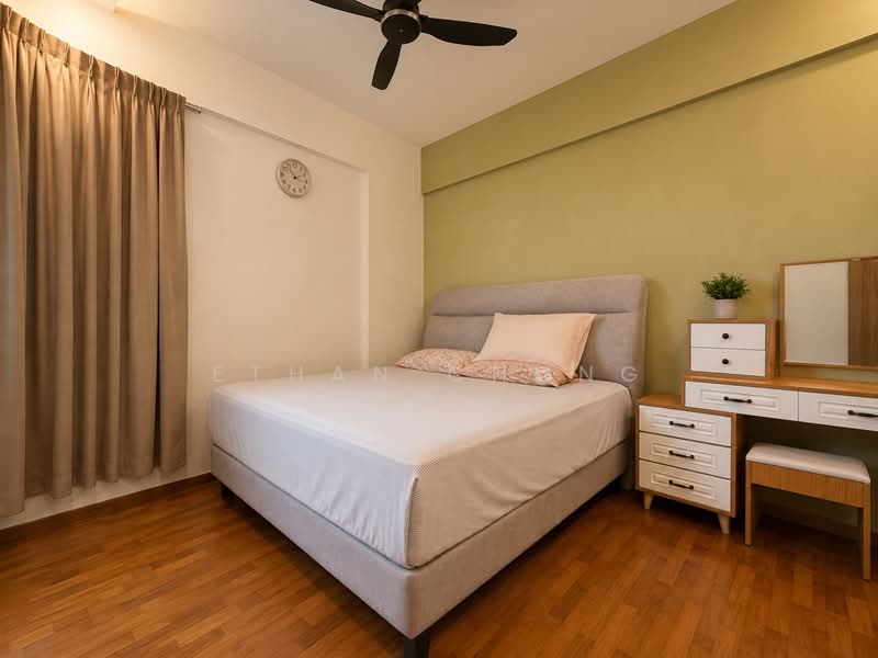 Summerdale, 2 Boon Lay Drive, 3 Bedrooms, 1,216 sqft, Condominium For Sale, by Ethan Chong, 500224953 - Bedroom - PropertyGuru.com.sg