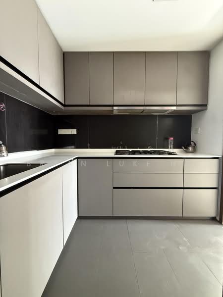 Waterbay, 45 Edgefield Plains, 4 Bedrooms, 1,259 sqft, Executive Condominium For Rent, by Bryan Luke Ng, 500224963 - Kitchen - PropertyGuru.com.sg