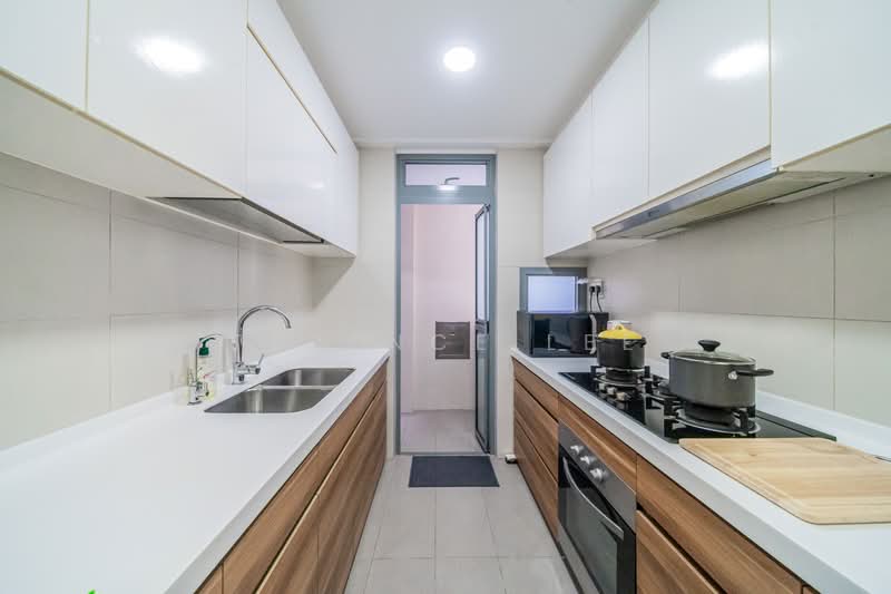 Skies Miltonia, 3 Miltonia Close, 3 Bedrooms, 1,076 sqft, Condominium For Sale, by Terence Lee, 500224966 - Kitchen - PropertyGuru.com.sg