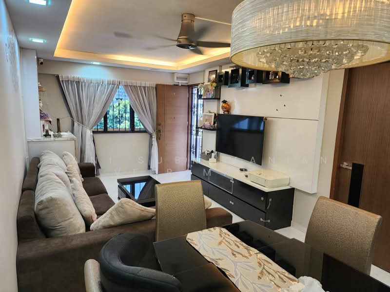 241 Jurong East Street 24, 241 Jurong East Street 24, 2 Bedrooms, 732 sqft, HDB Flat For Sale, by Mani Subramanian Veeramani, 500224967 - Living Room - PropertyGuru.com.sg