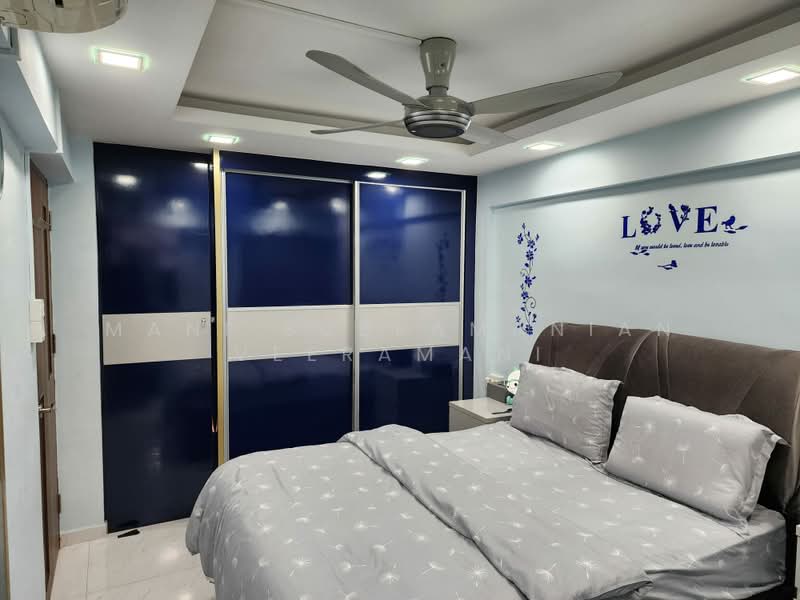 241 Jurong East Street 24, 241 Jurong East Street 24, 2 Bedrooms, 732 sqft, HDB Flat For Sale, by Mani Subramanian Veeramani, 500224967 - Bedroom - PropertyGuru.com.sg