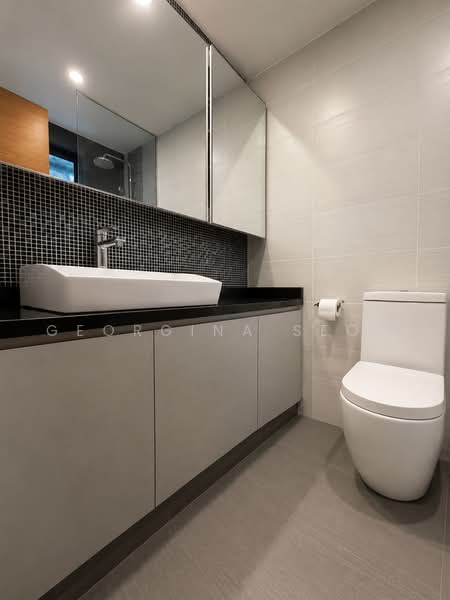 D'Grove Villas, 8A Orange Grove Road, 4 Bedrooms, 1,723 sqft, Condominium For Rent, by Georgina Seow, 500224976 - Bathroom - PropertyGuru.com.sg