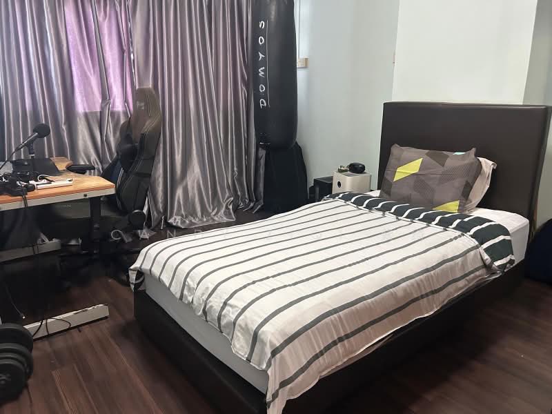 521 Jelapang Road, 521 Jelapang Road, 4 Bedrooms, 1,550 sqft, HDB Flat For Sale, by Candy ZiQi 紫绮, 500224977 - Bedroom - PropertyGuru.com.sg