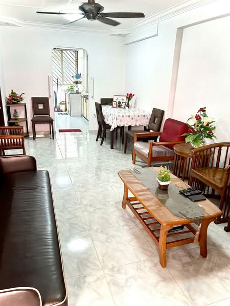 76 Bedok North Road, 76 Bedok North Road, 2 Bedrooms, 634 sqft, HDB Flat For Sale, by Jenny Lau, 500224987 - Living Room - PropertyGuru.com.sg