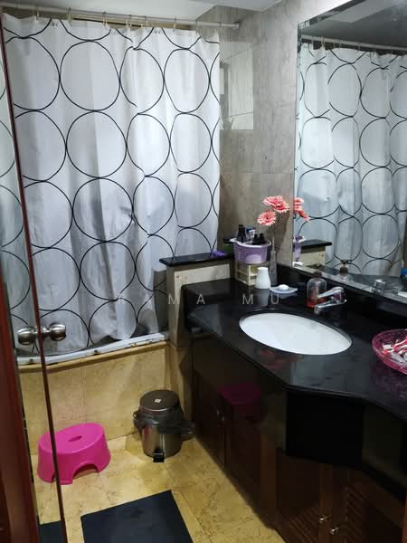 Yishun Sapphire, 40 Canberra Drive, 3 Bedrooms, 1,206 sqft, Condominium For Sale, by Rama Mu, 500224998 - Bathroom - PropertyGuru.com.sg