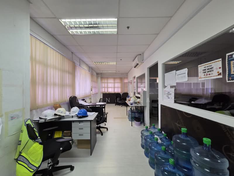 Genting Building, 83 Genting Lane, Macpherson / Potong Pasir, 1,360 sqft, Light Industrial (B1) For Rent, by Elaine Tay, 500225000 - Interior - CommercialGuru.com.sg