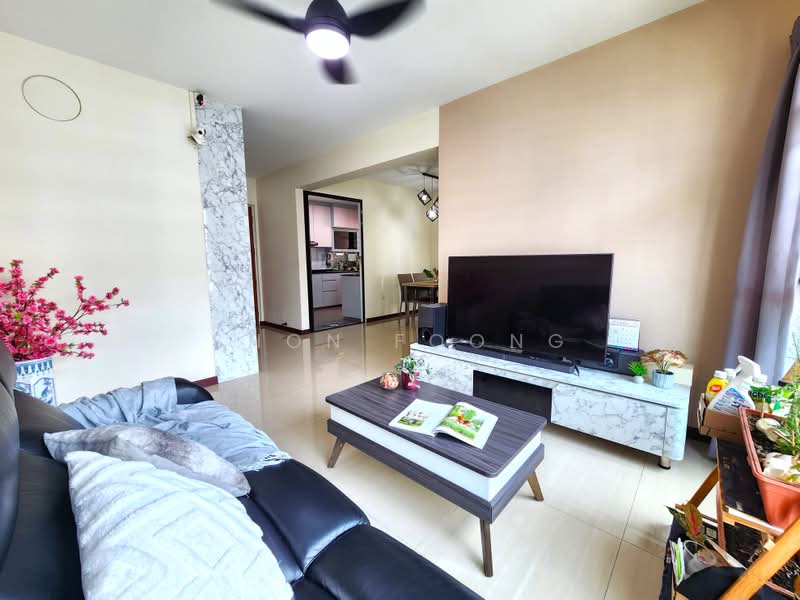 508B Yishun Avenue 4, 508B Yishun Avenue 4, 3 Bedrooms, 1,001 sqft, HDB Flat For Sale, by Shon Foong, 500225006 - Living Room - PropertyGuru.com.sg