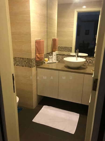 The Waterside, 1 Tanjong Rhu Road, 3 Bedrooms, 2,142 sqft, Condominium For Rent, by Rama Mu, 500225015 - Bathroom - PropertyGuru.com.sg