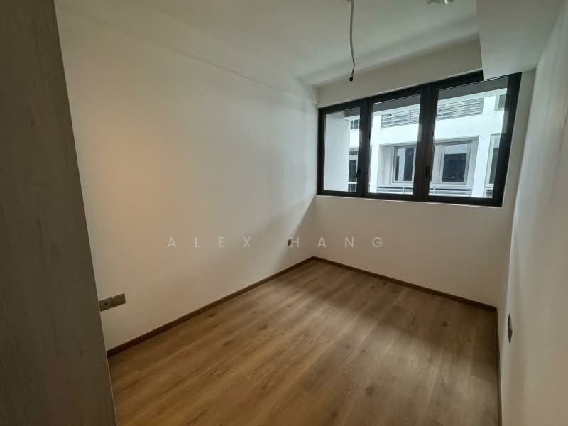 128 Sophia Road photo 5