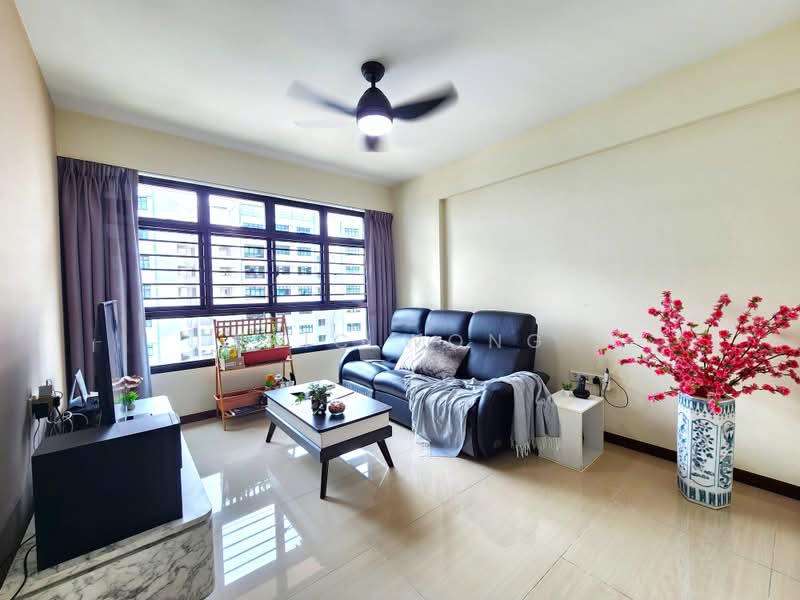 508B Yishun Avenue 4, 508B Yishun Avenue 4, 3 Bedrooms, 1,001 sqft, HDB Flat For Sale, by Eric Wong, 500225017 - Living Room - PropertyGuru.com.sg