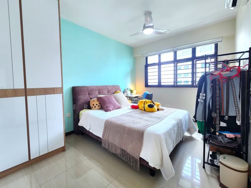 508B Yishun Avenue 4, 508B Yishun Avenue 4, 3 Bedrooms, 1,001 sqft, HDB Flat For Sale, by Eric Wong, 500225017 - Master Bedroom - PropertyGuru.com.sg