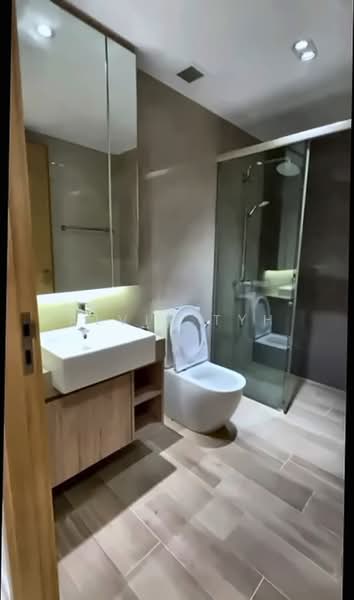 Urban Treasures, 205 Jalan Eunos, 2 Bedrooms, 646 sqft, Condominium For Sale, by Alvin Tyh, 500225019 - Bathroom - PropertyGuru.com.sg