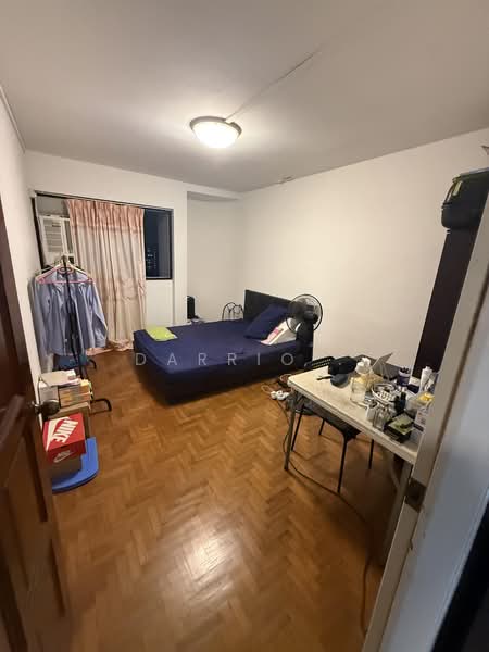 649 Hougang Avenue 8, 649 Hougang Avenue 8, 3 Bedrooms, 1,291 sqft, HDB Flat For Sale, by Darrio ., 500225021 - Bedroom - PropertyGuru.com.sg