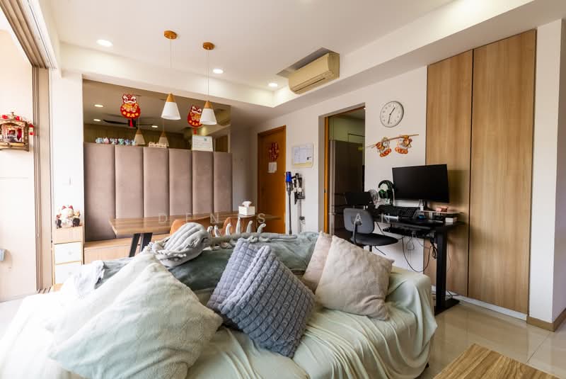 The Vales, 85 Anchorvale Crescent, 3 Bedrooms, 904 sqft, Condominium For Sale, by Denise Tan, 500225026 - Living Room - PropertyGuru.com.sg