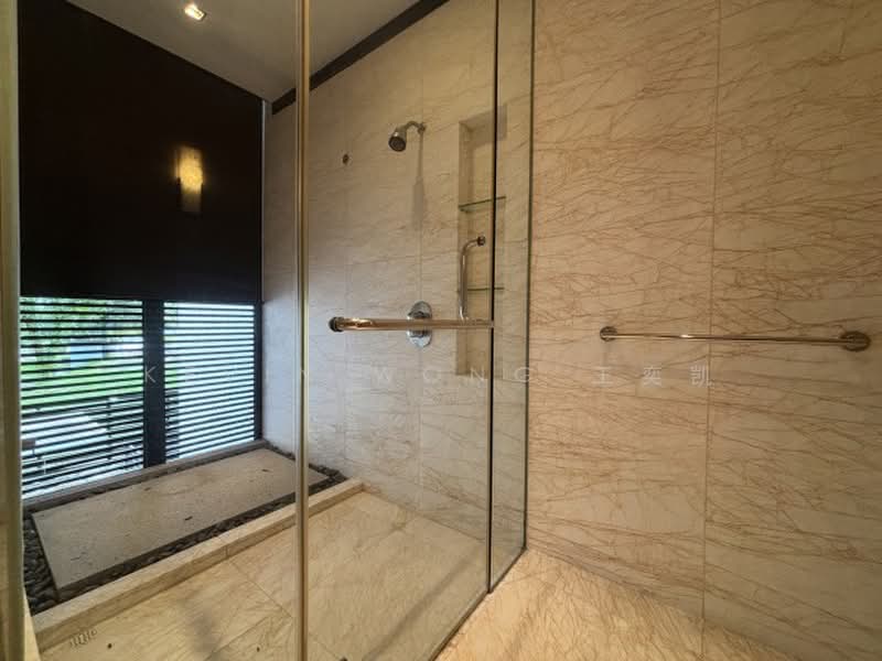 The Ladyhill, 1 Ladyhill Road, Tanglin / Holland / Bukit Timah, 4 Bedrooms, 2,325 sqft, Condominium For Rent, by Kevin Wong 王奕凯, 500225030 - Master Bathroom - PropertyGuru.com.sg