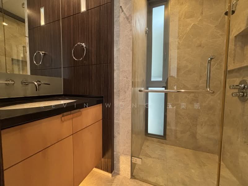 The Ladyhill, 1 Ladyhill Road, Tanglin / Holland / Bukit Timah, 4 Bedrooms, 2,325 sqft, Condominium For Rent, by Kevin Wong 王奕凯, 500225030 - Common Bathroom - PropertyGuru.com.sg