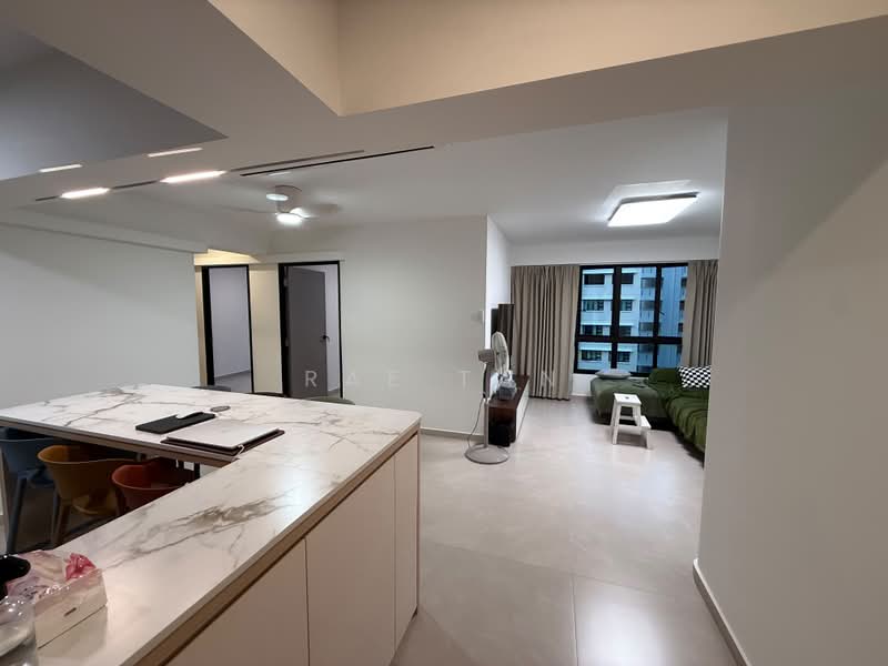 293A Compassvale Crescent, 293A Compassvale Crescent, Room Rental, 105 sqft, HDB Flat For Rent, by Rae Tan, 500225031 - Living Room - PropertyGuru.com.sg
