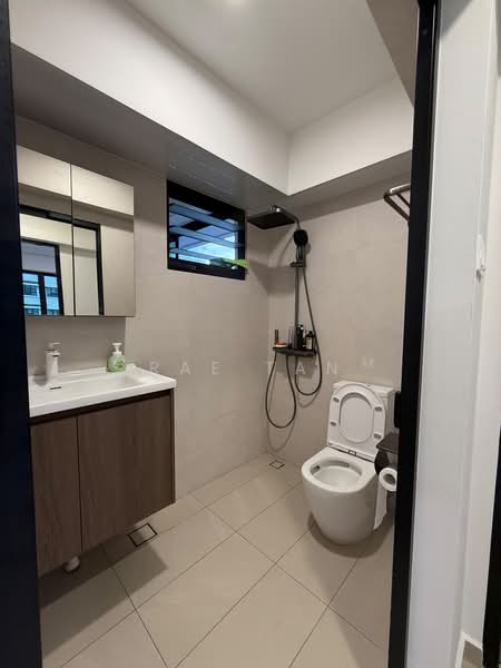 293A Compassvale Crescent, 293A Compassvale Crescent, Room Rental, 105 sqft, HDB Flat For Rent, by Rae Tan, 500225031 - Bathroom - PropertyGuru.com.sg