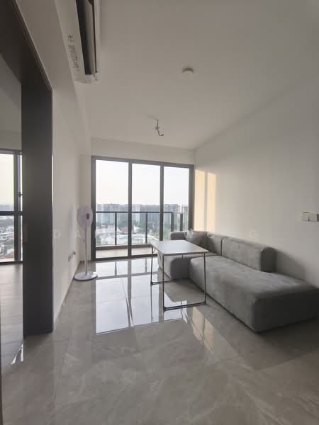 Tembusu Grand, 94 Jalan Tembusu, East Coast / Marine Parade, 2 Bedrooms, 667 sqft, Condominium For Sale, by Daniel Wong, 500225033 - Living Room - PropertyGuru.com.sg