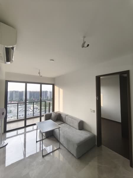 Tembusu Grand, 94 Jalan Tembusu, East Coast / Marine Parade, 2 Bedrooms, 667 sqft, Condominium For Sale, by Daniel Wong, 500225033 - Living Room - PropertyGuru.com.sg