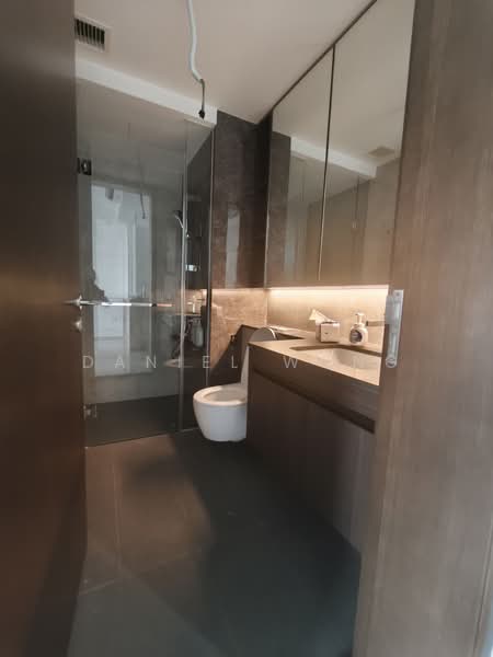Tembusu Grand, 94 Jalan Tembusu, East Coast / Marine Parade, 2 Bedrooms, 667 sqft, Condominium For Sale, by Daniel Wong, 500225033 - Bathroom - PropertyGuru.com.sg