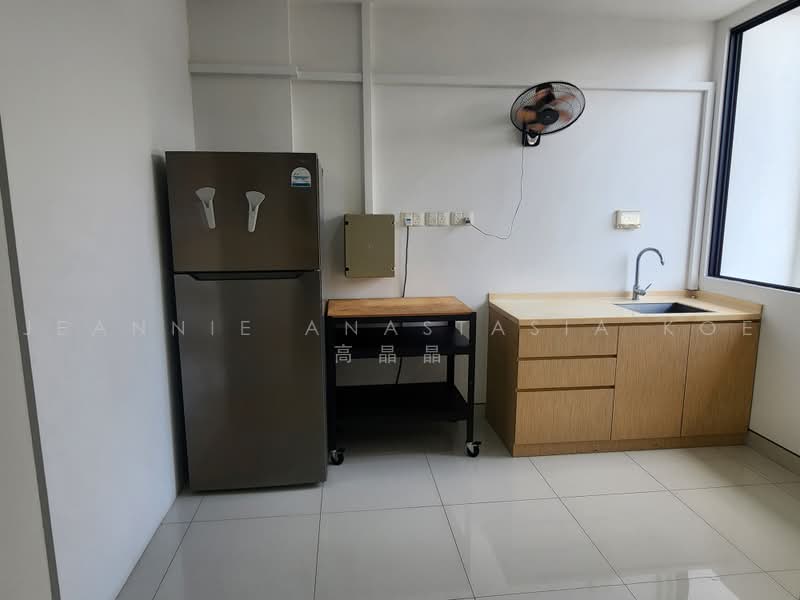 Road Frontage Freehold Shophouse at Bukit Timah 6th Ave area, Bukit Timah, 6th Ave, 4,600 sqft, Shop / Shophouse For Sale, by Jeannie Anastasia Koe 高晶晶, 500225037 - Kitchen - CommercialGuru.com.sg