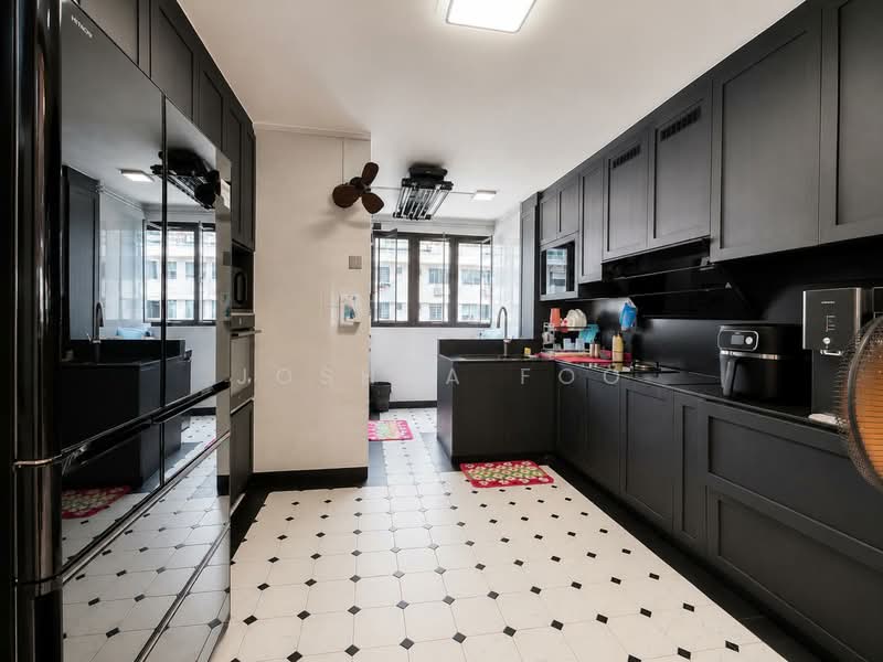 812 Jurong West Street 81, 812 Jurong West Street 81, 3 Bedrooms, 1,120 sqft, HDB Flat For Sale, by Joshua Foo, 500225039 - Kitchen - PropertyGuru.com.sg