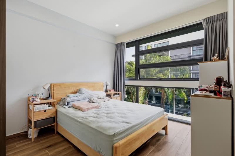 Hedges Park Condominium, 71 Flora Drive, 4 Bedrooms, 1,345 sqft, Condominium For Sale, by Zac Wong Wey Han, 500225042 - Bedroom - PropertyGuru.com.sg