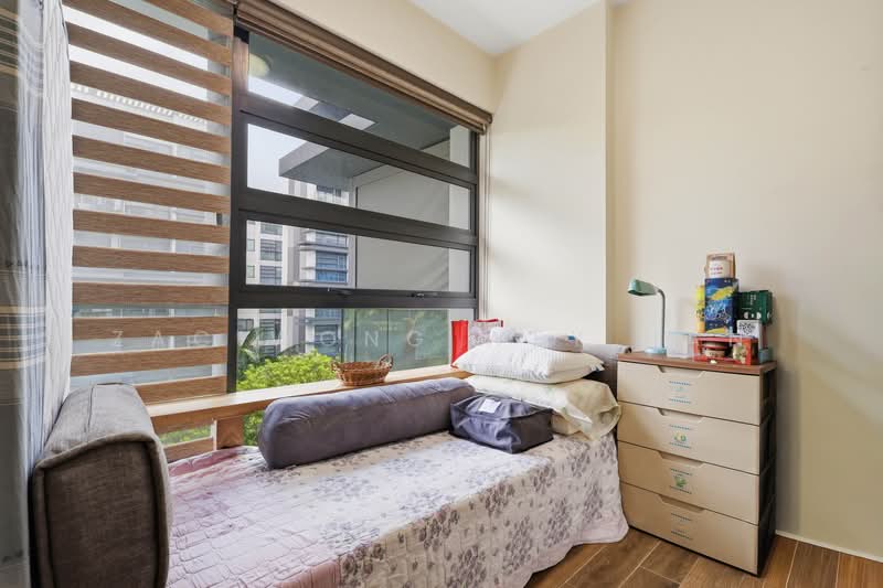Hedges Park Condominium, 71 Flora Drive, 4 Bedrooms, 1,345 sqft, Condominium For Sale, by Zac Wong Wey Han, 500225042 - Bedroom - PropertyGuru.com.sg