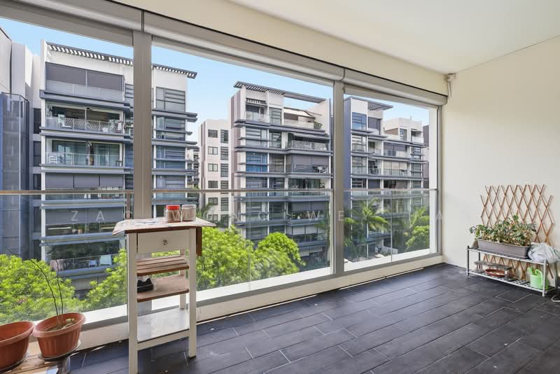Hedges Park Condominium, 71 Flora Drive, 4 Bedrooms, 1,345 sqft, Condominium For Sale, by Zac Wong Wey Han, 500225042 - Balcony - PropertyGuru.com.sg