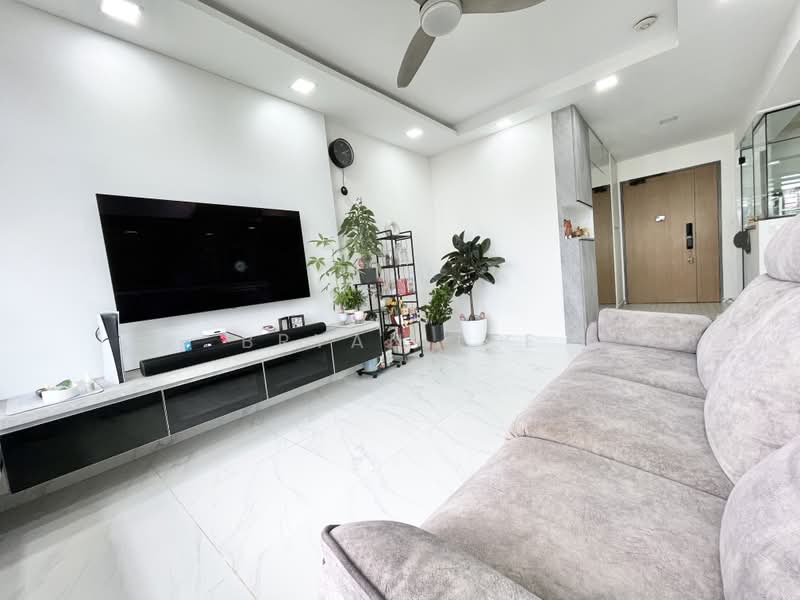 621A Tampines Street 61, 621A Tampines Street 61, 3 Bedrooms, 1,001 sqft, HDB Flat For Sale, by Bryan Lee, 500225050 - Living Room - PropertyGuru.com.sg