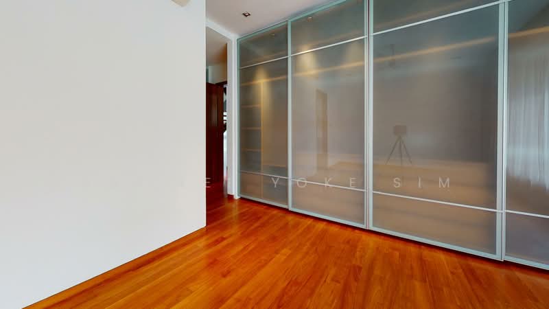 One Tree Hill  | Grange Road | Orchard photo 2