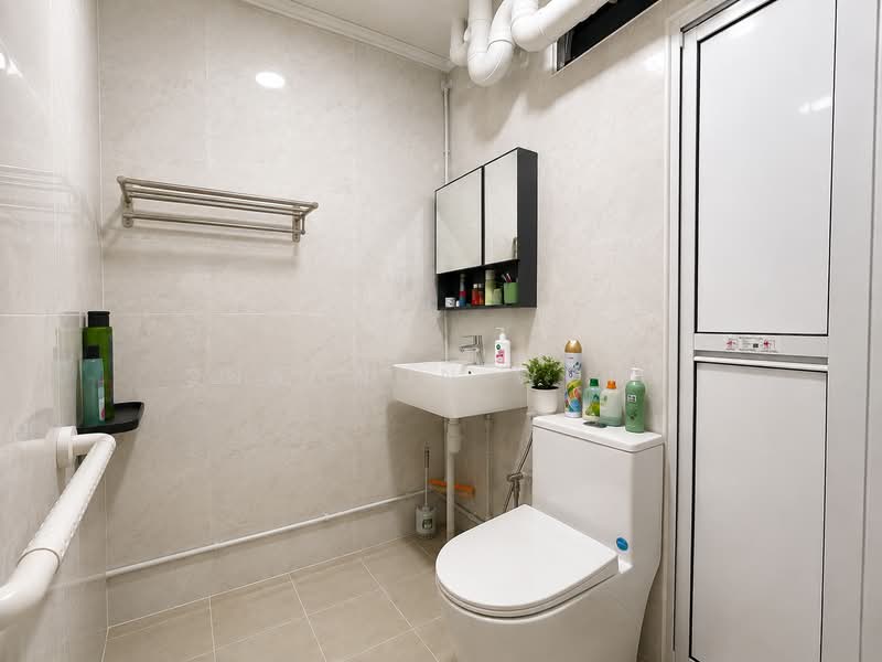 55 Pipit Road, 55 Pipit Road, 3 Bedrooms, 1,098 sqft, HDB Flat For Sale, by Shannon Wong, 500225062 - Bathroom - PropertyGuru.com.sg