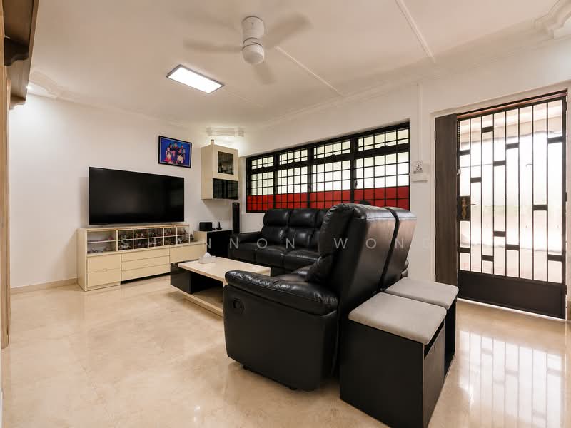55 Pipit Road, 55 Pipit Road, 3 Bedrooms, 1,098 sqft, HDB Flat For Sale, by Shannon Wong, 500225062 - Living - PropertyGuru.com.sg
