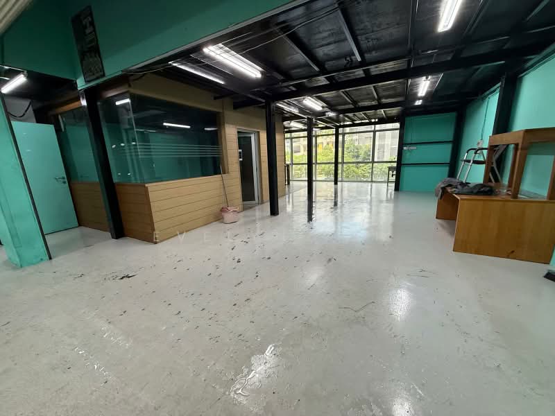 Wcega Plaza, 1 Bukit Batok Crescent, 2,565 sqft, Light Industrial (B1) For Rent, by Evelyn Toh, 500225066 - Interior - CommercialGuru.com.sg