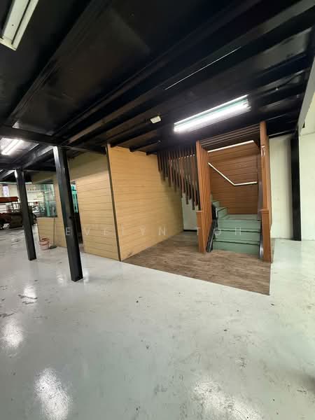 Wcega Plaza, 1 Bukit Batok Crescent, 2,565 sqft, Light Industrial (B1) For Rent, by Evelyn Toh, 500225066 - Interior - CommercialGuru.com.sg