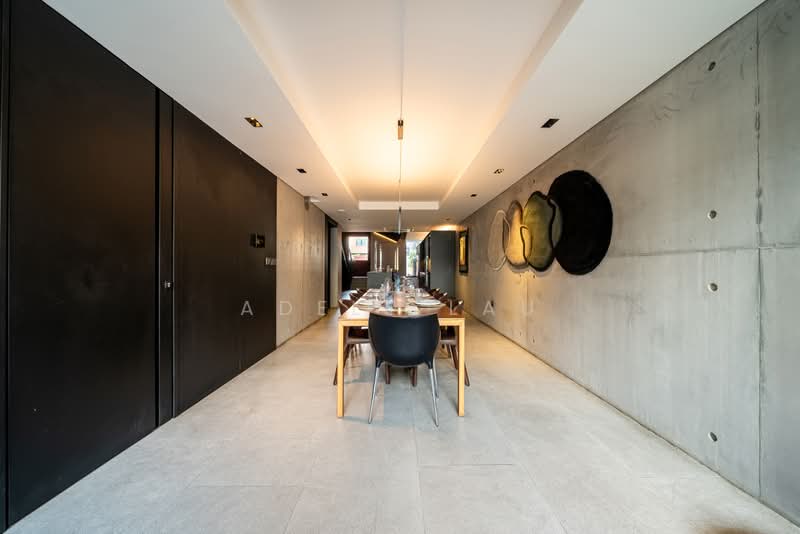 Windsor Park Estate, Leo Drive, 6 Bedrooms, 5,000 sqft, Terraced House For Sale, by Adele Lau, 500225072 - Dining Room - PropertyGuru.com.sg