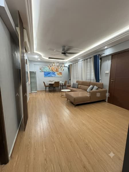 655 Yishun Avenue 4, 655 Yishun Avenue 4, 3 Bedrooms, 904 sqft, HDB Flat For Sale, by Aaron Lee李韋樘, 500225079 - Living Room - PropertyGuru.com.sg