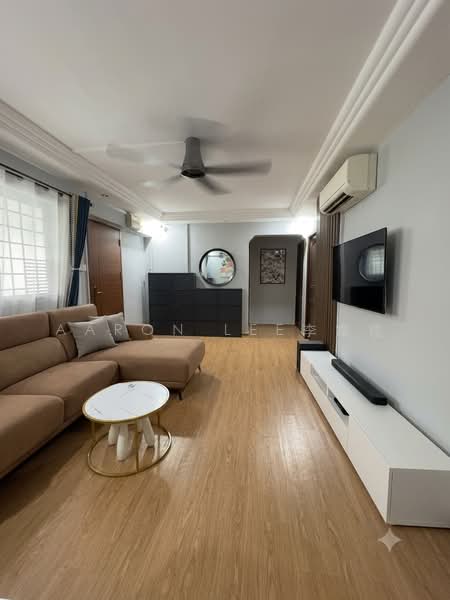 655 Yishun Avenue 4, 655 Yishun Avenue 4, 3 Bedrooms, 904 sqft, HDB Flat For Sale, by Aaron Lee李韋樘, 500225079 - Living Room - PropertyGuru.com.sg