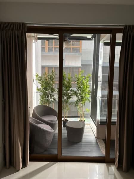 Vanadium, 9 Hertford Road, 2 Bedrooms, 829 sqft, Apartment For Sale, by Karen Tan, 500225086 - Balcony - PropertyGuru.com.sg