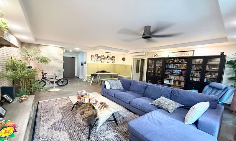 122A Punggol Edge, 122A Edgedale Plains, 3 Bedrooms, 1,205 sqft, HDB Flat For Sale, by Elaine Lee, 500225089 - Living Room - PropertyGuru.com.sg