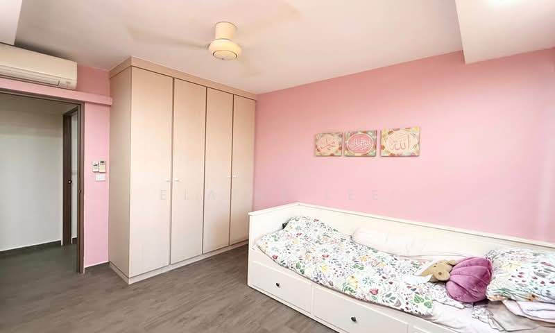 122A Punggol Edge, 122A Edgedale Plains, 3 Bedrooms, 1,205 sqft, HDB Flat For Sale, by Elaine Lee, 500225089 - Bedroom - PropertyGuru.com.sg