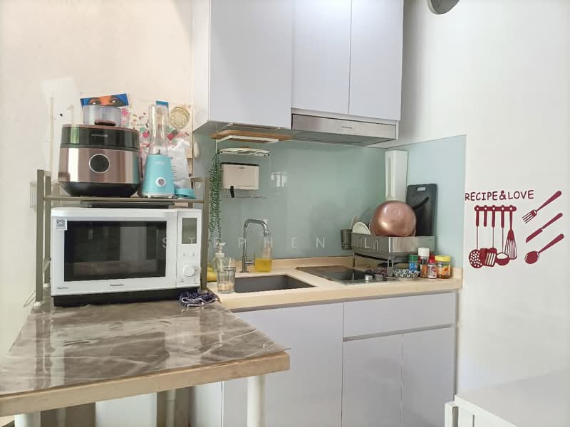 The Lenox, 398 Changi Road, 2 Bedrooms, 463 sqft, Apartment For Rent, by Stephen Li, 500225095 - Kitchen - PropertyGuru.com.sg