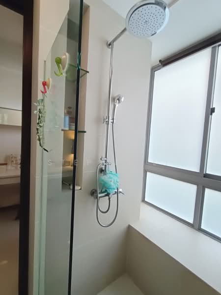 The Lenox, 398 Changi Road, 2 Bedrooms, 463 sqft, Apartment For Rent, by Stephen Li, 500225095 - Bathroom - PropertyGuru.com.sg