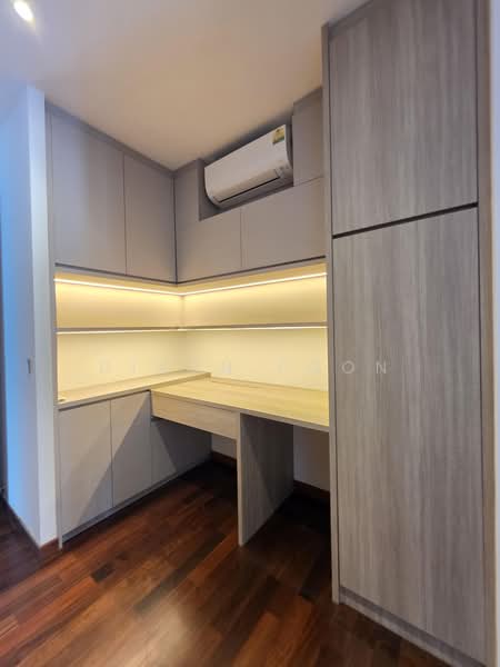 Saint Thomas Suites, 33 St Thomas Walk, 4 Bedrooms, 2,605 sqft, Condominium For Rent, by Dixon Poon, 500225101 - Study - PropertyGuru.com.sg