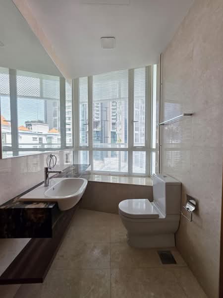 Saint Thomas Suites, 33 St Thomas Walk, 4 Bedrooms, 2,605 sqft, Condominium For Rent, by Dixon Poon, 500225101 - Bathroom - PropertyGuru.com.sg