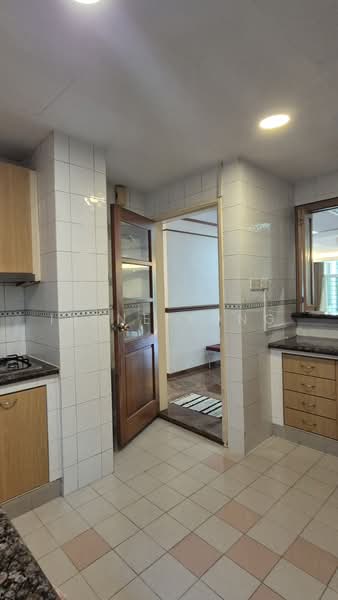 Landridge Condo, 202 Pasir Panjang Road, 3 Bedrooms, 1,765 sqft, Condominium For Rent, by Irene Yong, 500225106 - PropertyGuru.com.sg