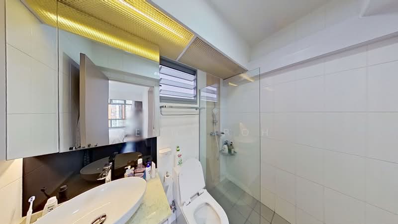 683C Edgedale Plains, 683C Edgedale Plains, 3 Bedrooms, 1,216 sqft, HDB Flat For Sale, by Kenny Poh, 500225115 - Bathroom - PropertyGuru.com.sg